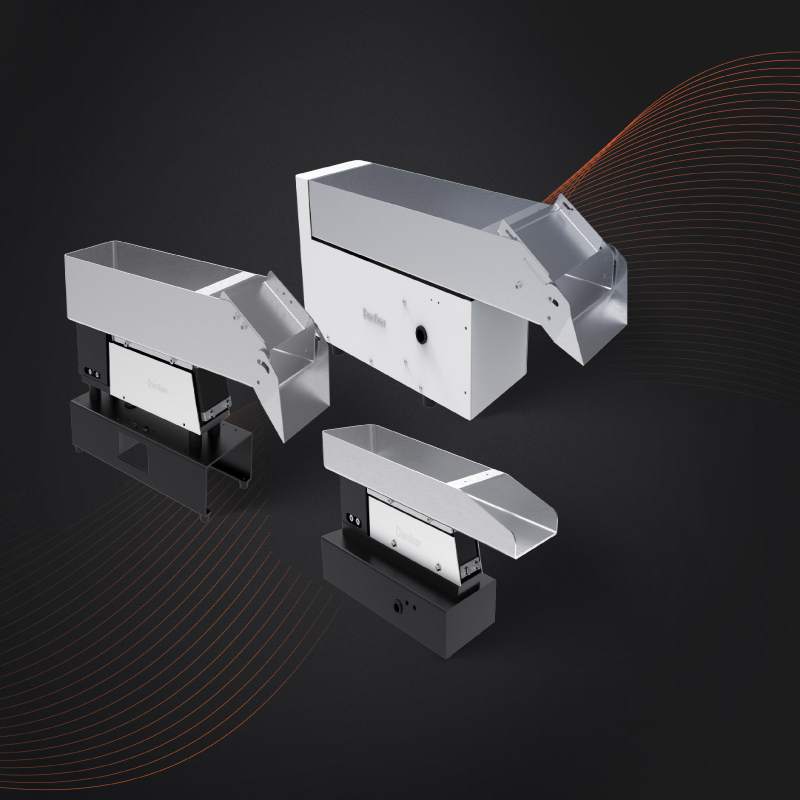 Hopper for replenishing materials